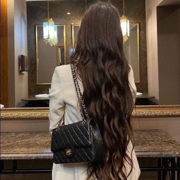 Meet your Posher, Leslie - Picture 2 of 2